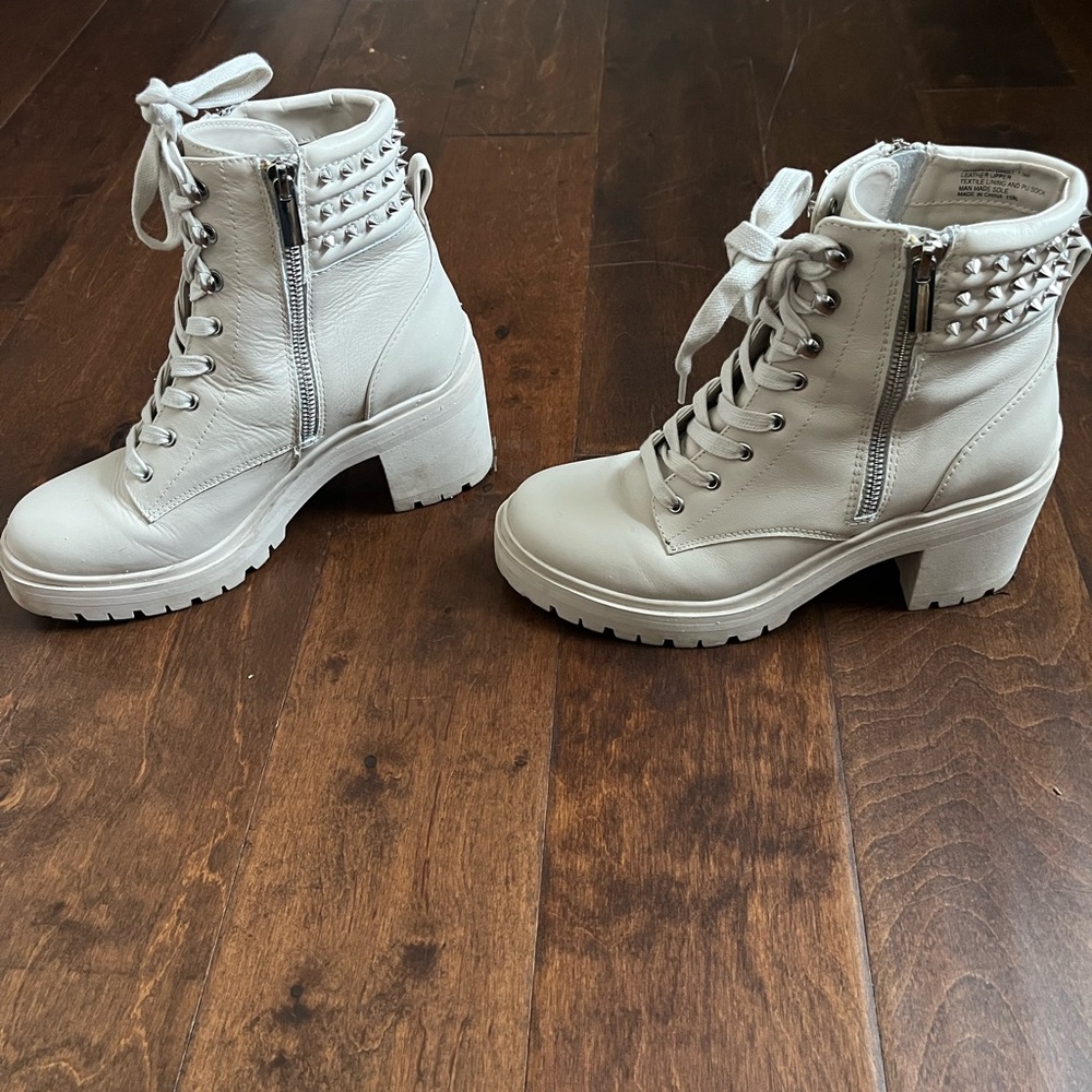 Steve Madden jaydin combat boots